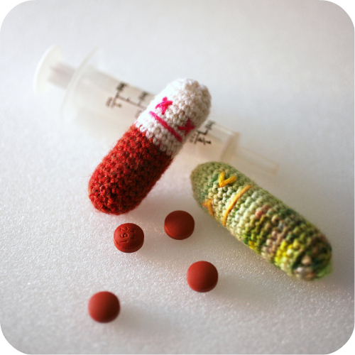 amigurumi crocheted pills