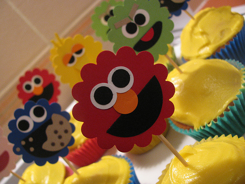 paper sesame street cupcake toppers diy