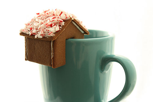 mini gingerbread house