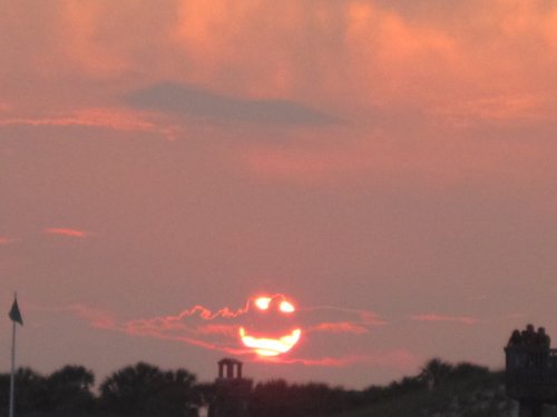 smiling sun