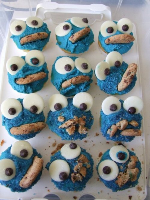 cookie monster cupcakes